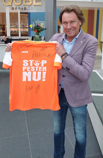 Hans Kraay jr Stop Pesten Nu t-shirt actie